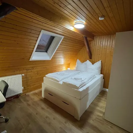 Apartment Apisha 3 *