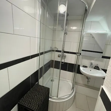 Apartment Apisha 3 *