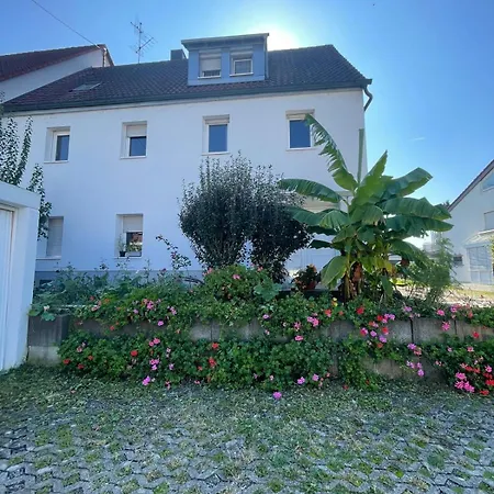 Apartment Apisha 3 *